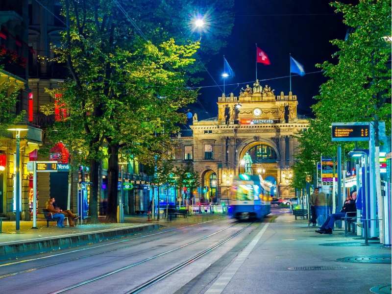 Day 7: Rhine Falls & Shopping Day - Zurich